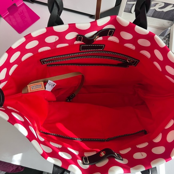 Dooney & Bourke Disney Minnie Mouse Tote bag - Picture 10 of 17